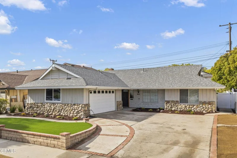 911 Elder Street, Oxnard, CA 93036