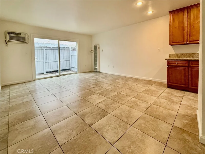 1001 E Grant Street D3, Santa Ana, CA 92701