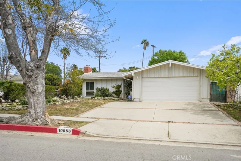 10056 Laramie Avenue, Chatsworth, CA 91311