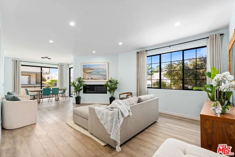 5100 Via Dolce 209, Marina Del Rey, CA 90292