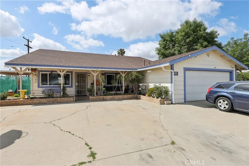 6216 Rustic Lane, Jurupa Valley, CA 92509