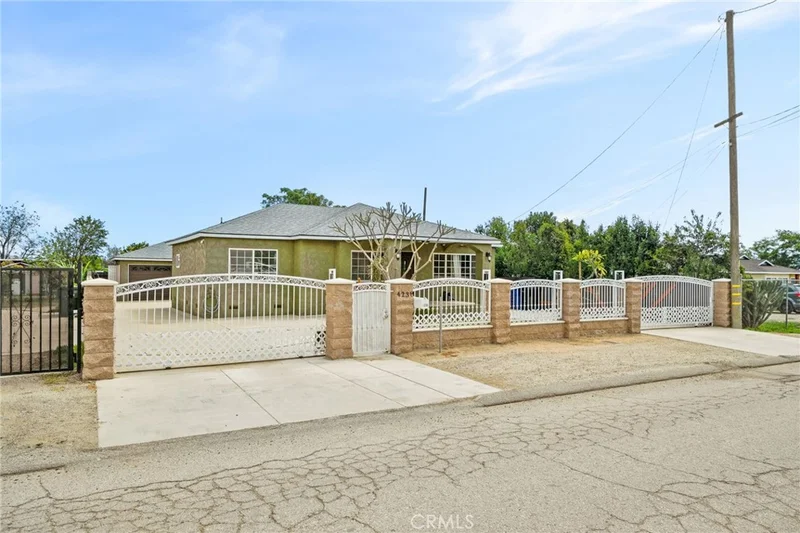 4238 Conning Street, Jurupa Valley, CA 92509