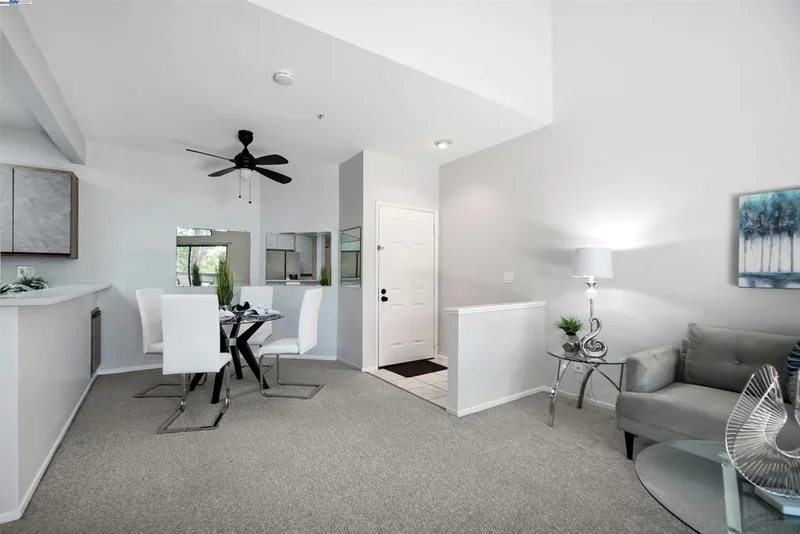 25850 Kay Ave 334, Hayward, CA 94545