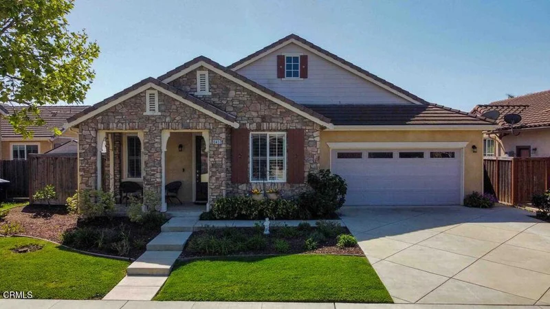 10432 New Haven Street, Ventura, CA 93004