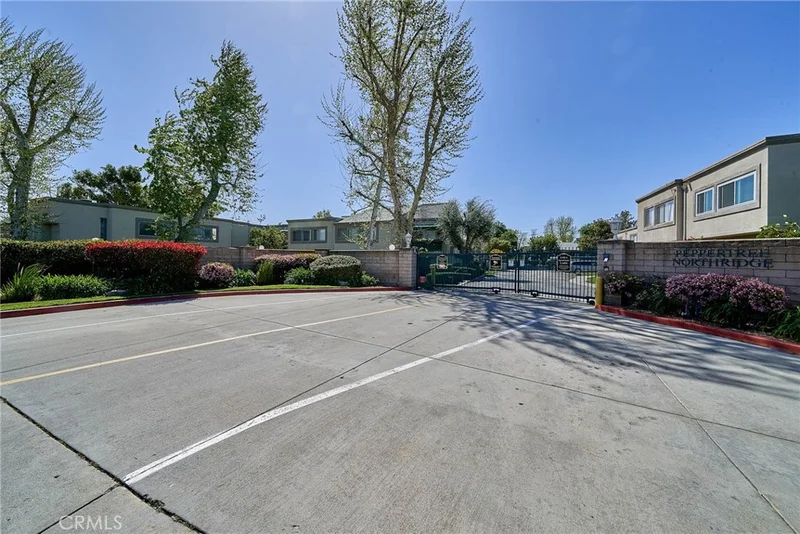 18520 Mayall Street D, Northridge, CA 91324