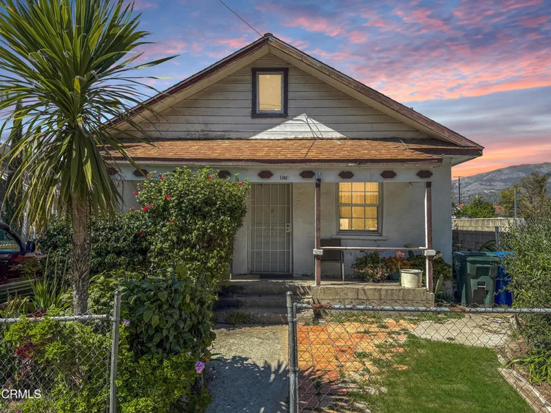 1161 E Harvard Boulevard, Santa Paula, CA 93060