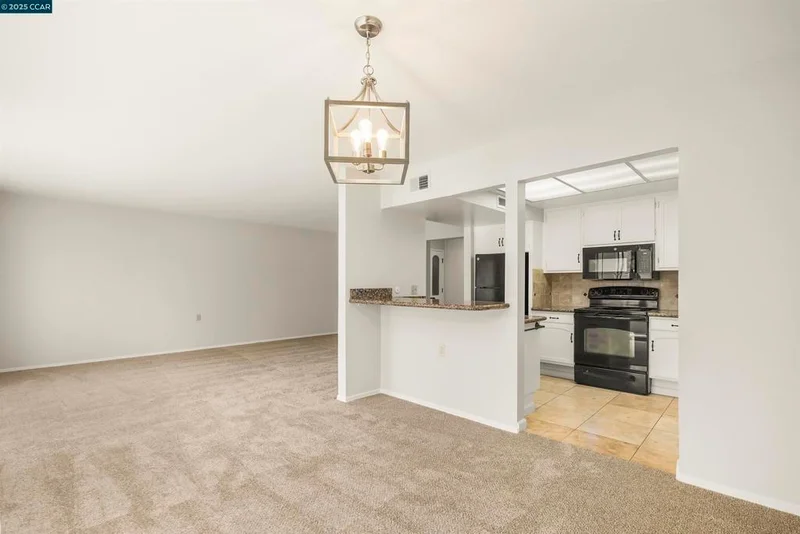 1131 Oakmont Dr 6, Walnut Creek, CA 94595