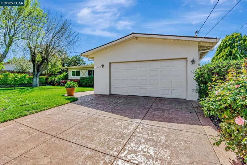 4322 Blenheim Way, Concord, CA 94521-4215