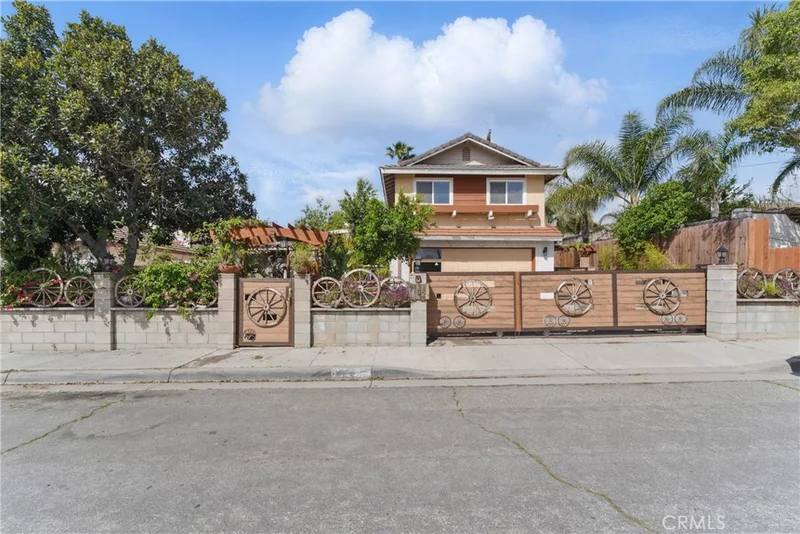 7782 Celeste Avenue, Fontana, CA 92336