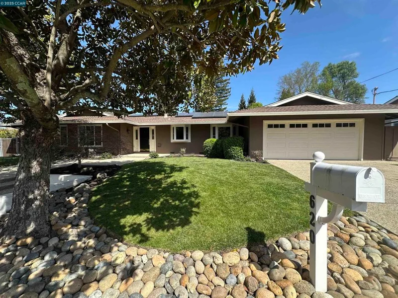620 Burton Drive, Lafayette, CA 94549