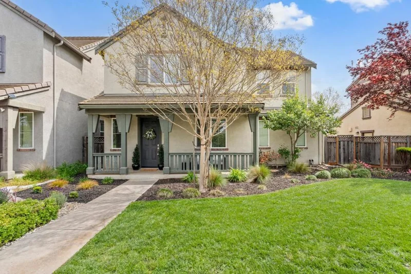 462 E Main Avenue, Morgan Hill, CA 95037