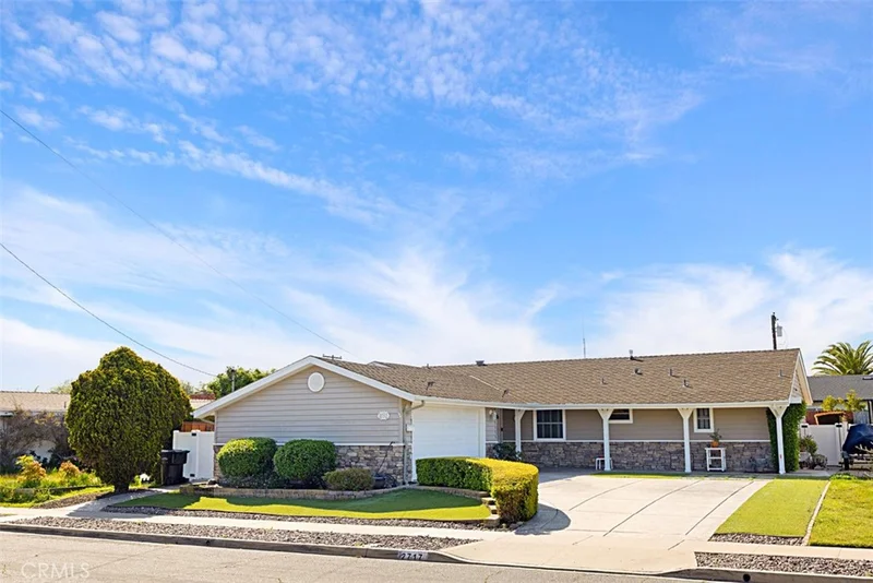 2717 Gobat Avenue, San Diego, CA 92122