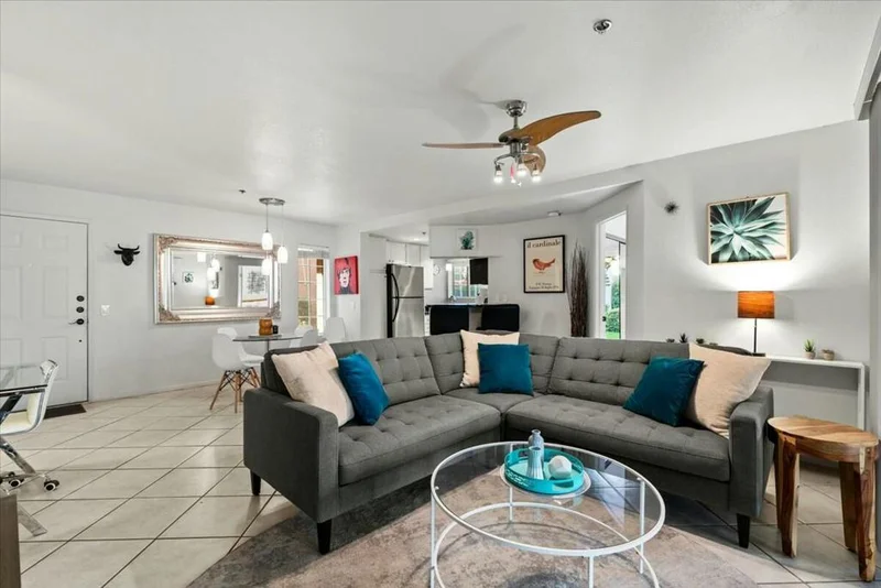 2700 Lawrence Crossley Road 13, Palm Springs, CA 92264