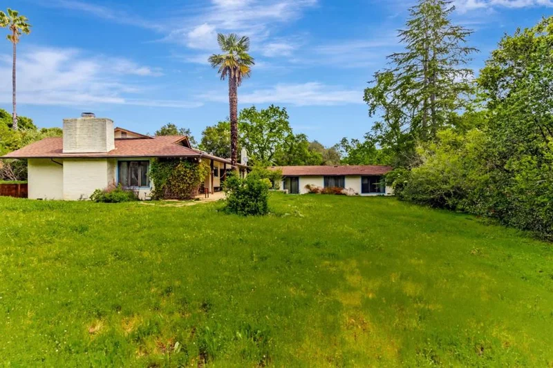 4141 Old Trace Road, Palo Alto, CA 94306
