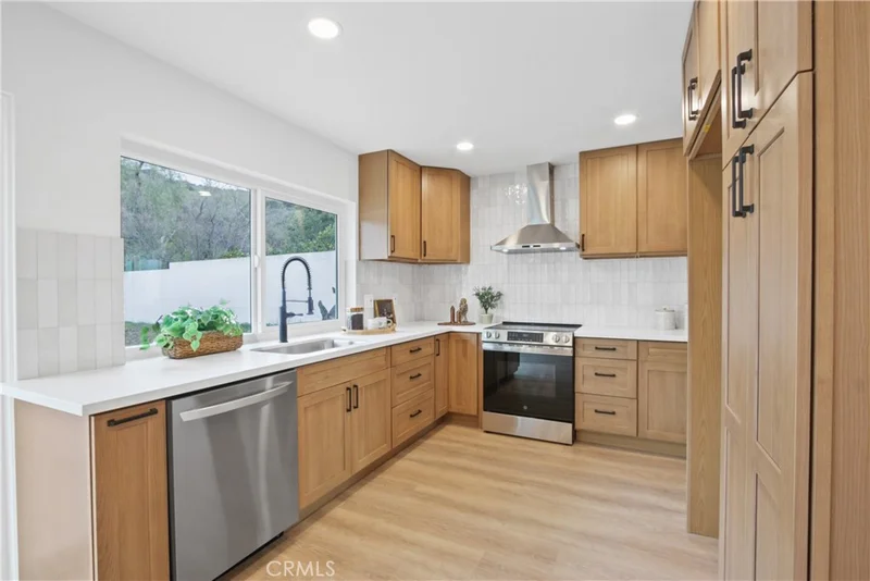 2537 King Way, Claremont, CA 91711