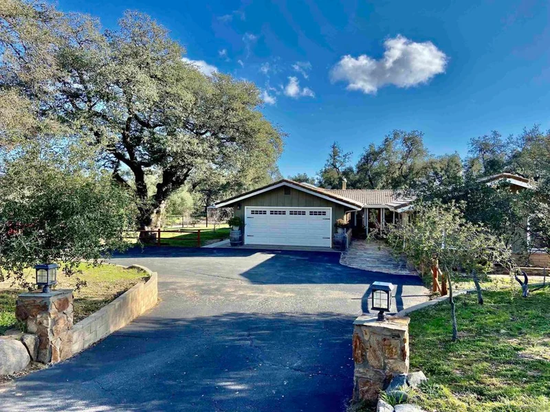 4839 Meadowridge Rd, Santa Ysabel, CA 92070