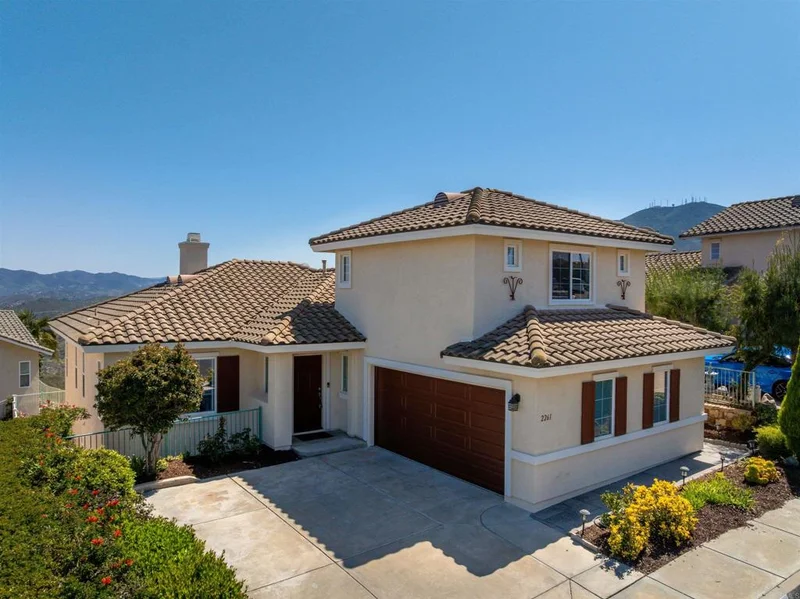 2261 Pointe Parkway, Spring Valley, CA 91978