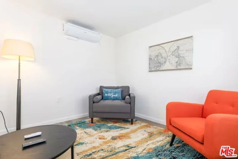 1019 S Catalina Street 507 photo 2