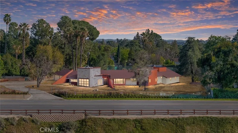 255 Panorama Drive, Bakersfield, CA 93305