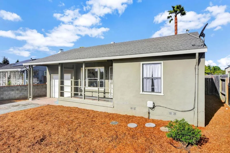 2281 Cooley Avenue, East Palo Alto, CA 94303