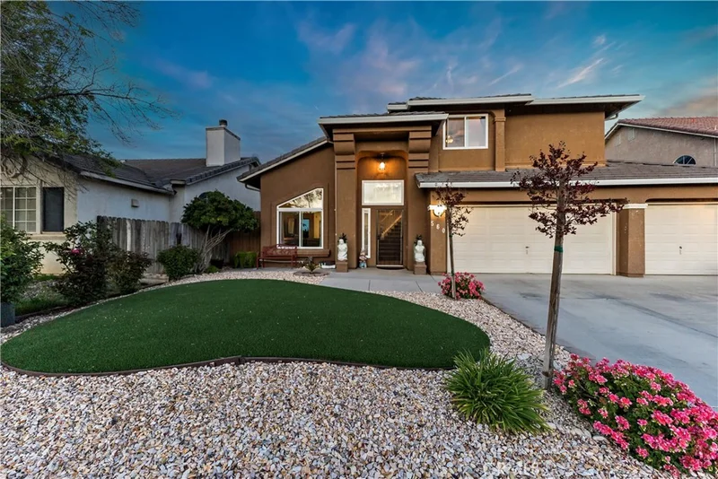 560 Cabernet Street, Los Banos, CA 93635