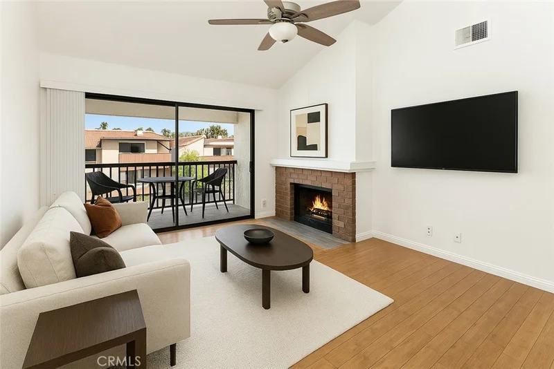 6275 Canoga Avenue 86, Woodland Hills, CA 91367