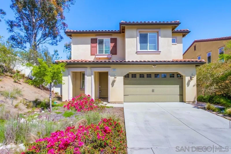 229 Platinum Way, Vista, CA 92083