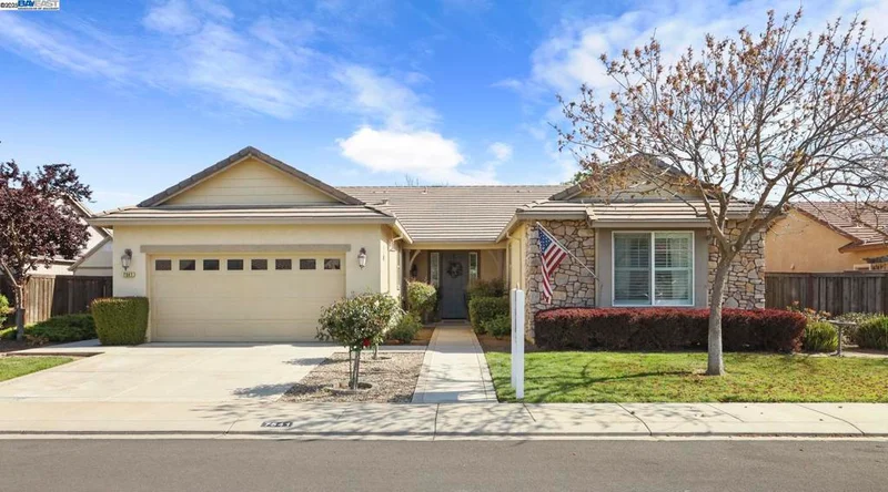 7541 Nuncia Ct