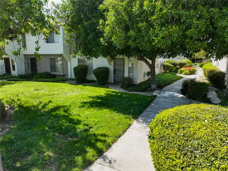 1021 Clark Street, Riverside, CA 92501