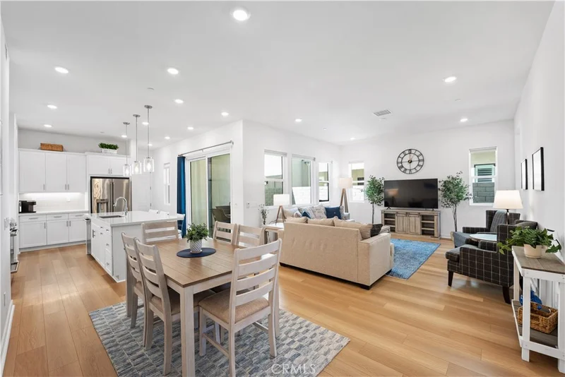 26931 Goldfinch Lane, Valencia, CA 91381