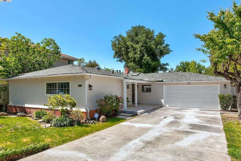 41657 Covington Dr., Fremont, CA 94539-4650