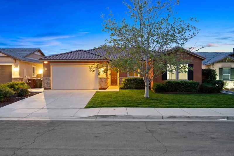 25361 Rocking Horse Ct, Menifee, CA 92584