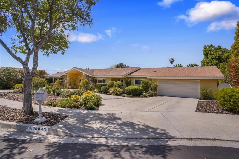 10043 Donna Avenue, Northridge, CA 91324
