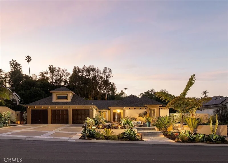 27471 Lost Trail Drive, Laguna Hills, CA 92653