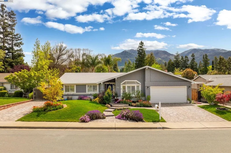 508 E Myrick Court, Clayton, CA 94517-1631