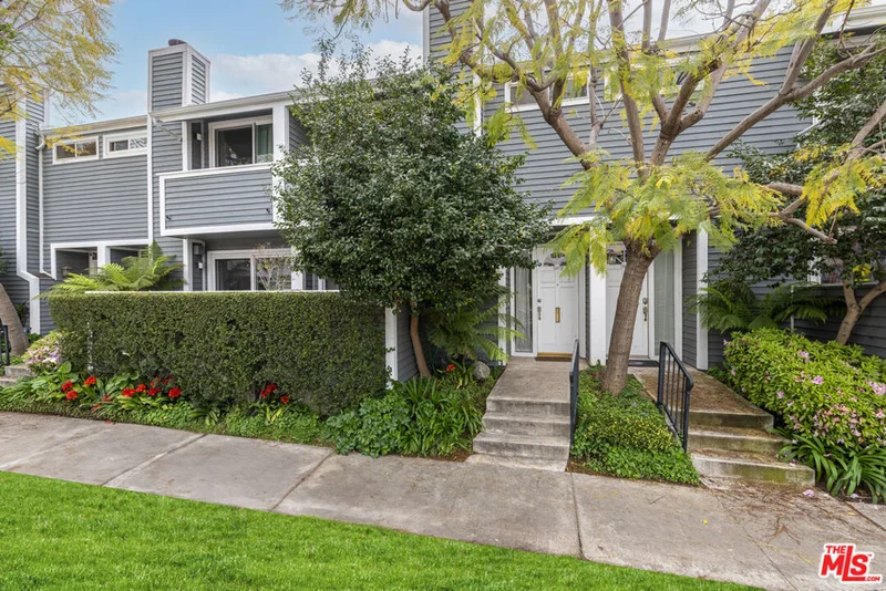 11672 Missouri Avenue, Los Angeles, CA 90025