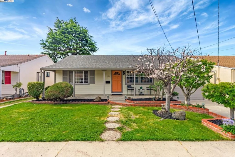 1136 Via Esperanza, San Lorenzo, CA 94580