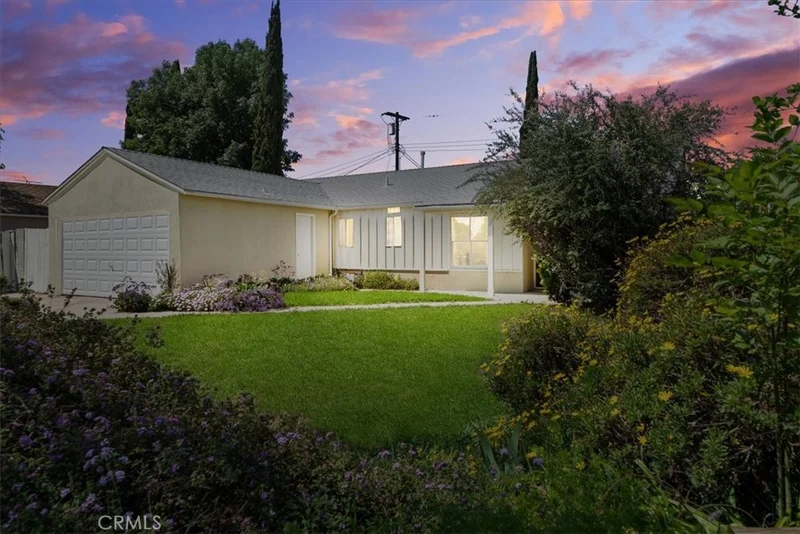 7953 Jamieson Avenue, Reseda, CA 91335