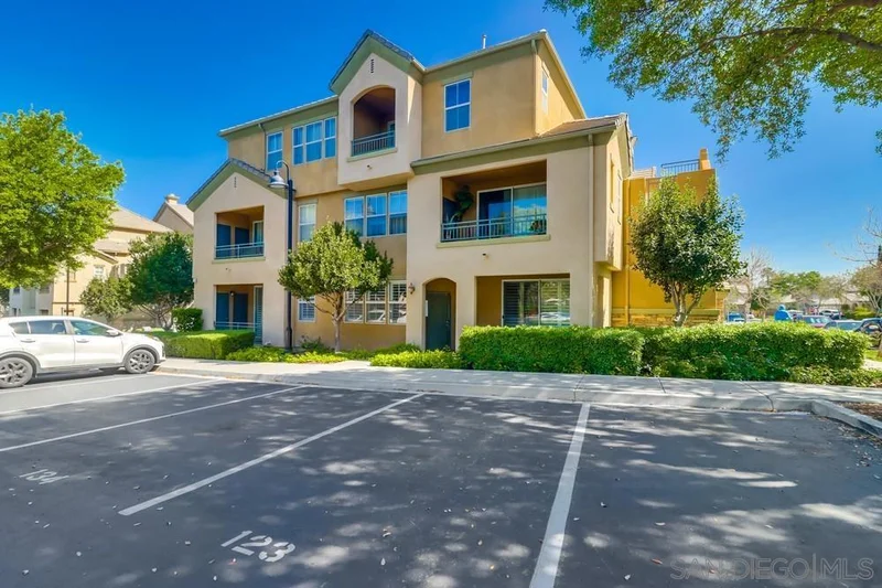 1894 Lorient Pl 2513, Chula Vista, CA 91913