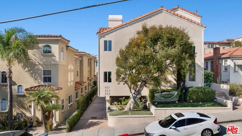 625 9th Street, Hermosa Beach, CA 90254