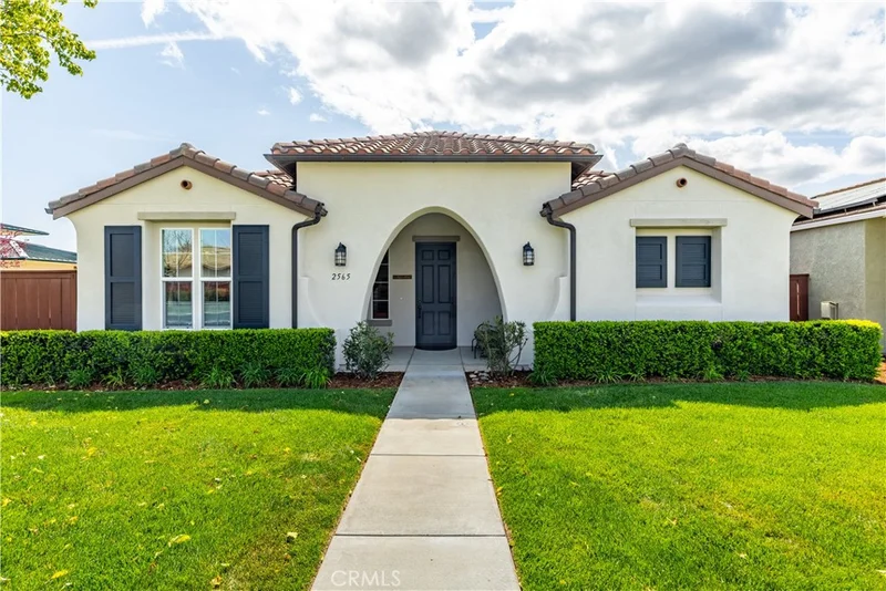 2565 Pasadena Lane, Paso Robles, CA 93446