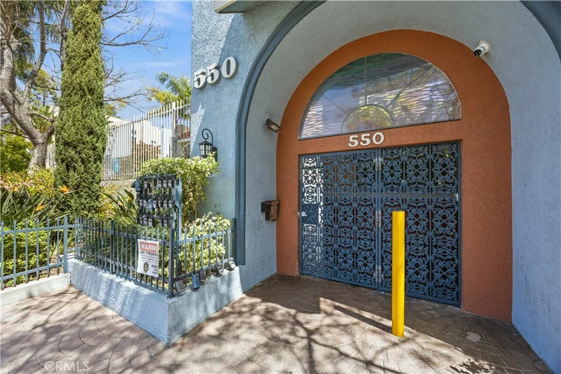 550 Orange Avenue 328, Long Beach, CA 90802