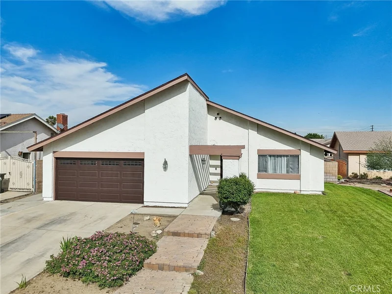 2541 S Cherry Place, Ontario, CA 91761