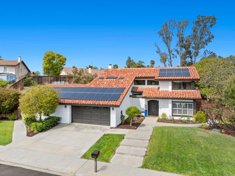 7929 Los Pinos Circle, Carlsbad, CA 92009