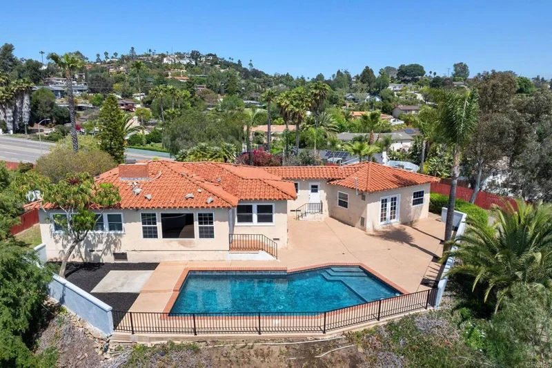 4222 Avocado Boulevard, La Mesa, CA 91941