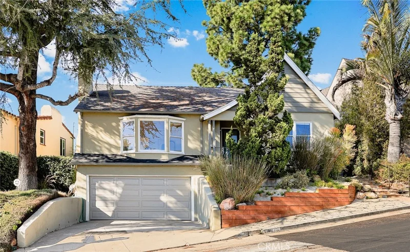 4273 Holly Knoll Drive, Los Angeles, CA 90027