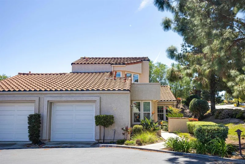 12520 Paseo Lucido 146, San Diego, CA 92128
