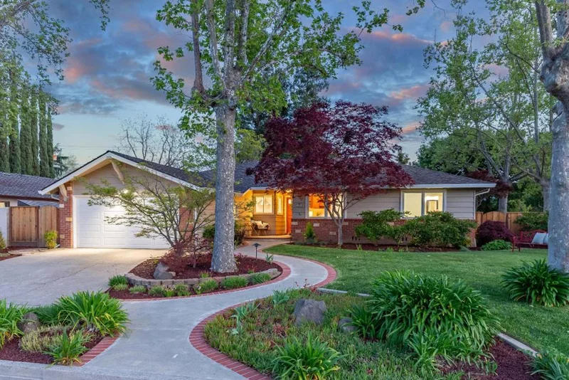 12290 Mellowood Drive, Saratoga, CA 95070