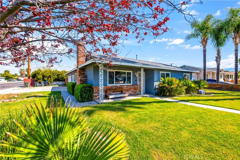 900 Marion Avenue, Hemet, CA 92543