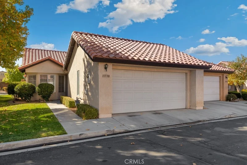 11530 Oak Street, Apple Valley, CA 92308